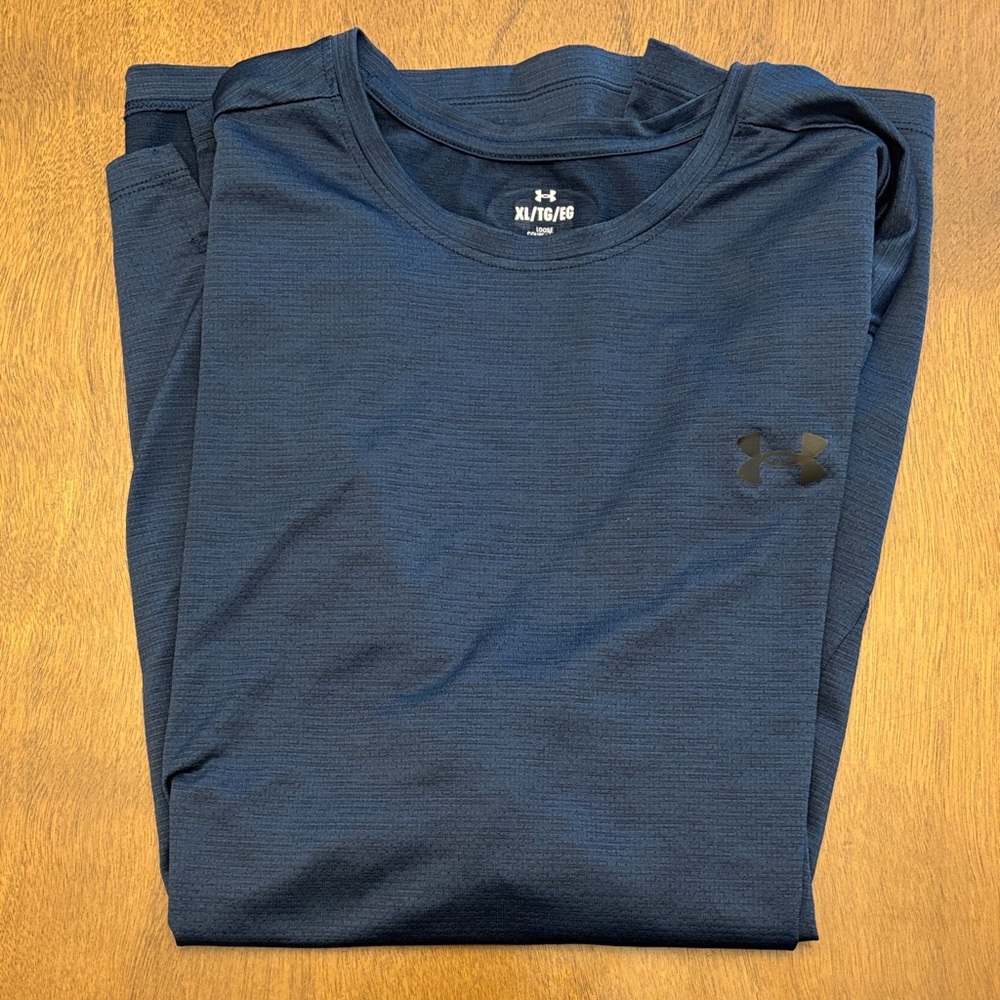 Under Armour XL Workout Shirt (Loose)